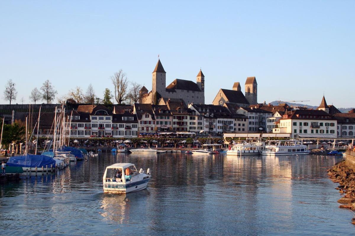Old Town Loft & Central Location In Rapperswil Bagian luar foto